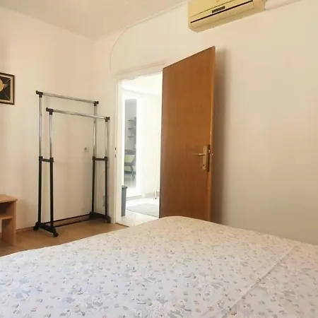 Fain - Private Parking * Zadar