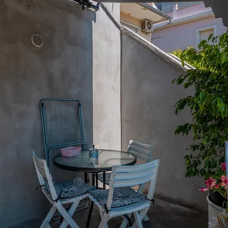Fain - Private Parking Apartment Zadar
